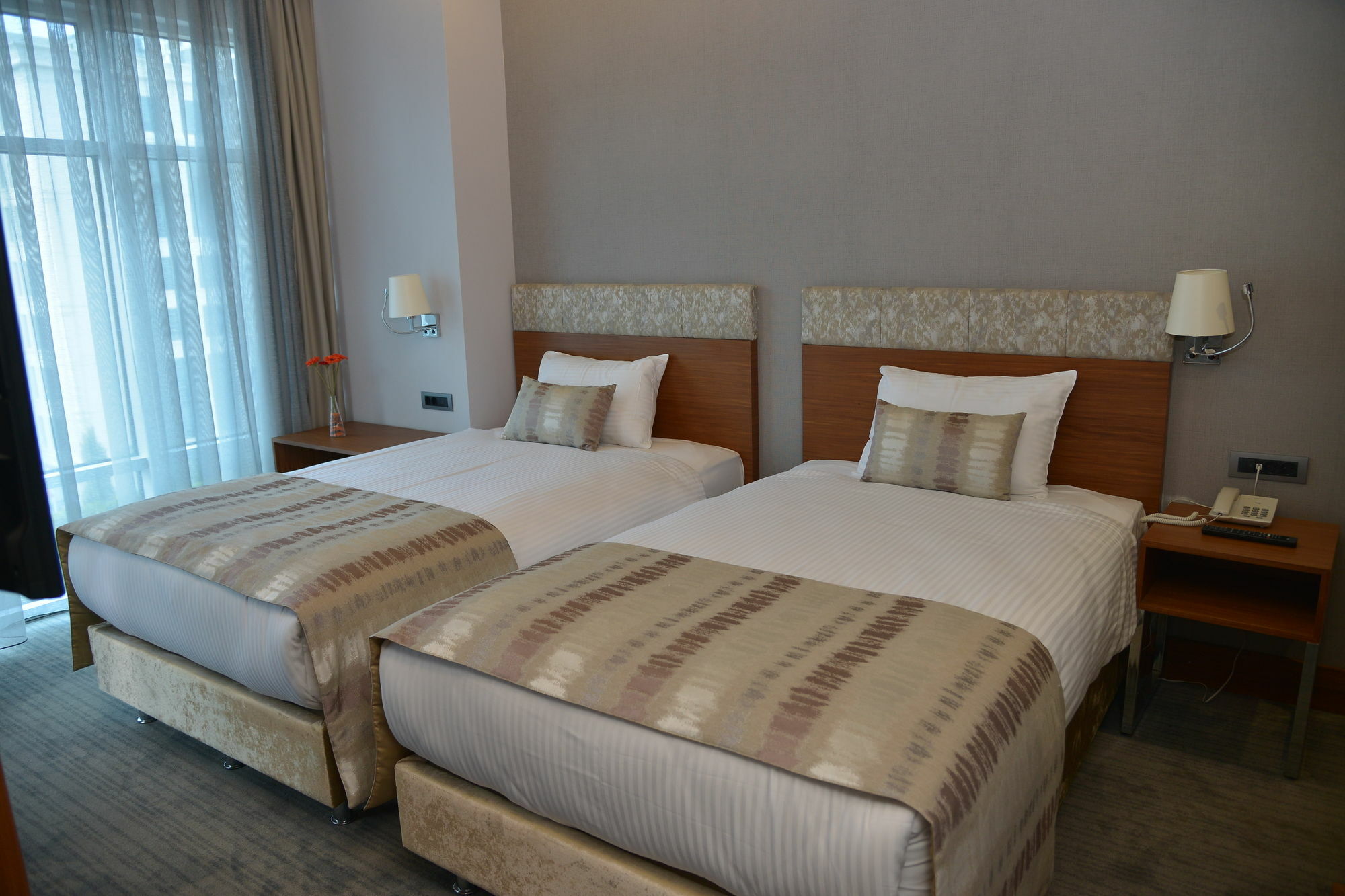 Discovery Hotel Istanbul Exterior foto