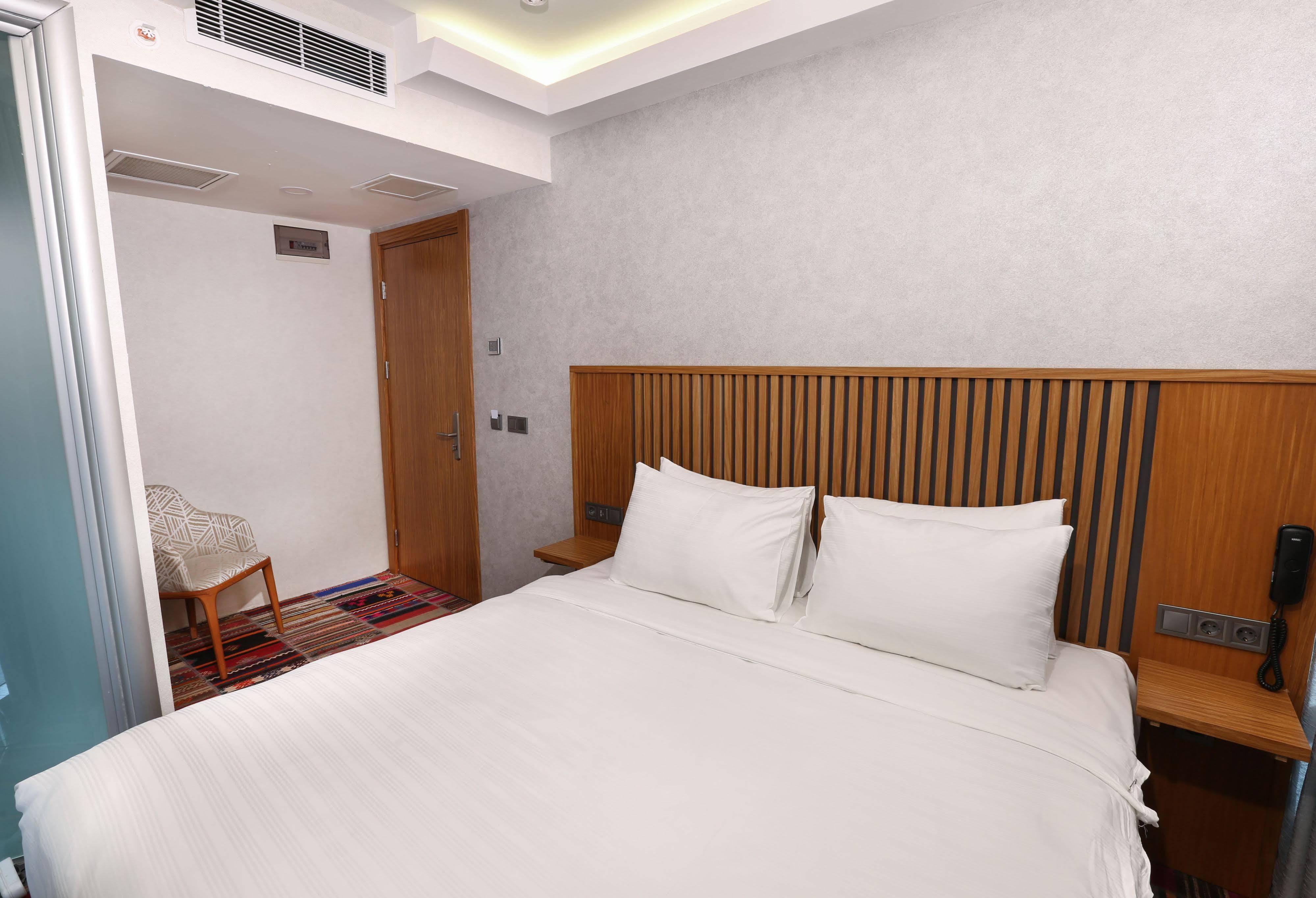 Discovery Hotel Istanbul Exterior foto